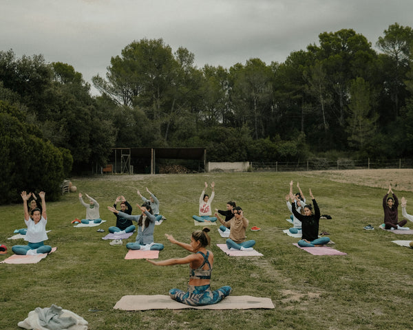 yoga en el campo