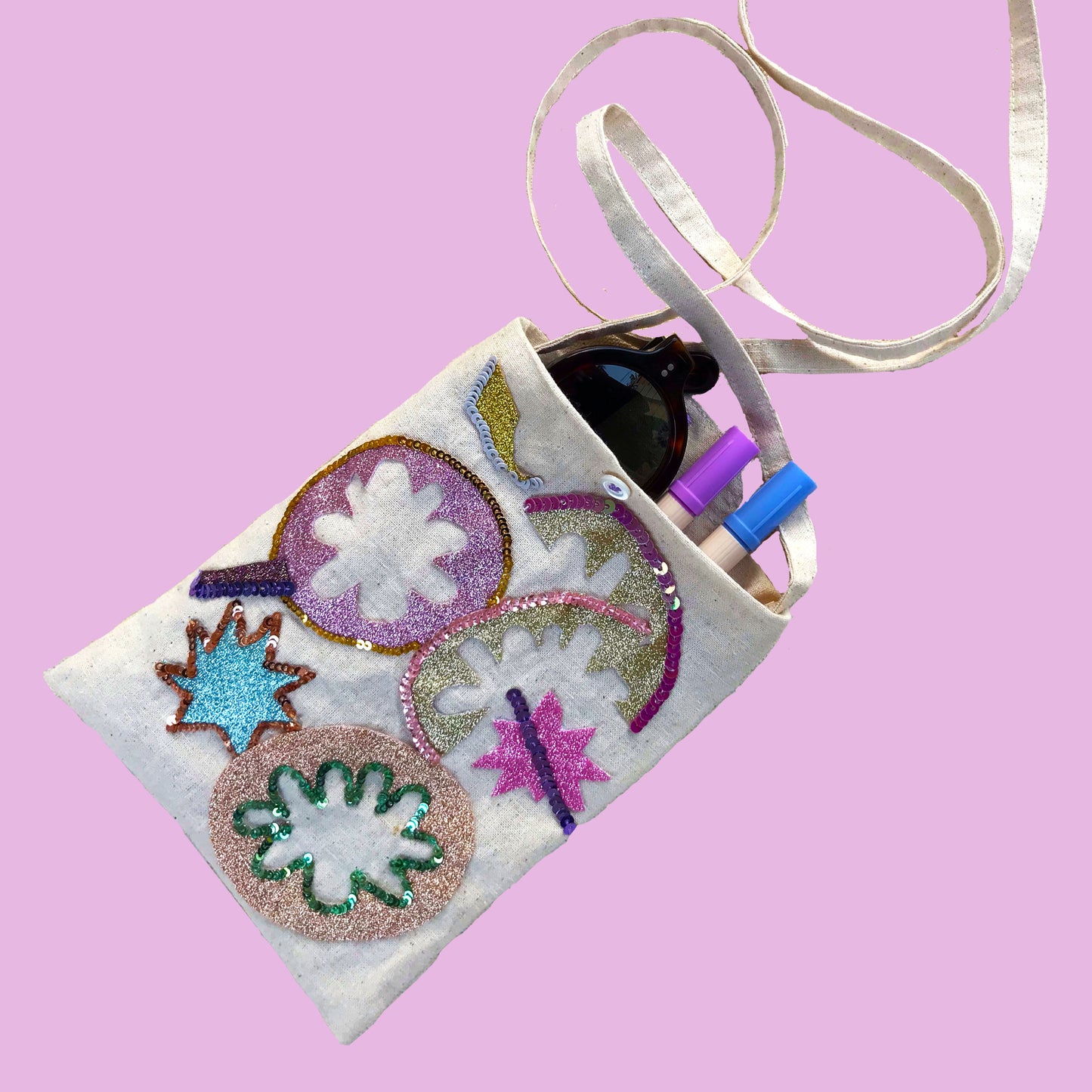 'Cloudy flowers' mobile sling bag