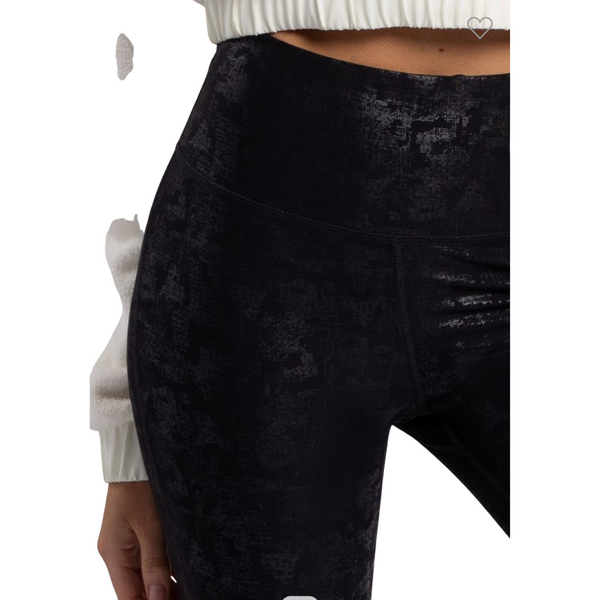 shiny vegan leather legging // black – shoppinkdoorboutique