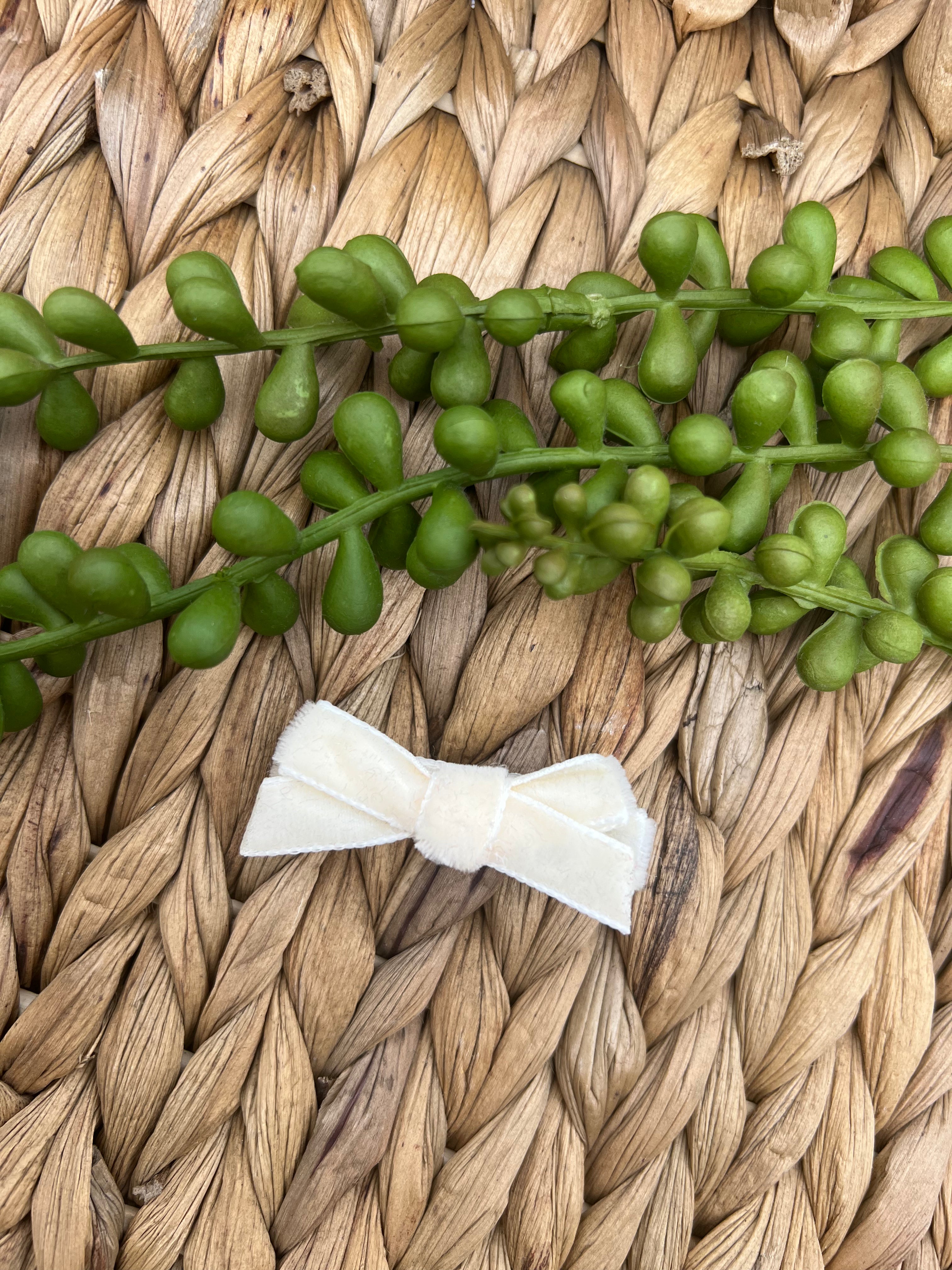 White Velvet Mini Bow