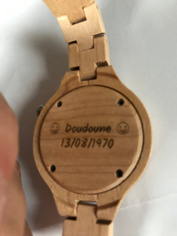 Montre en bois personnalisable