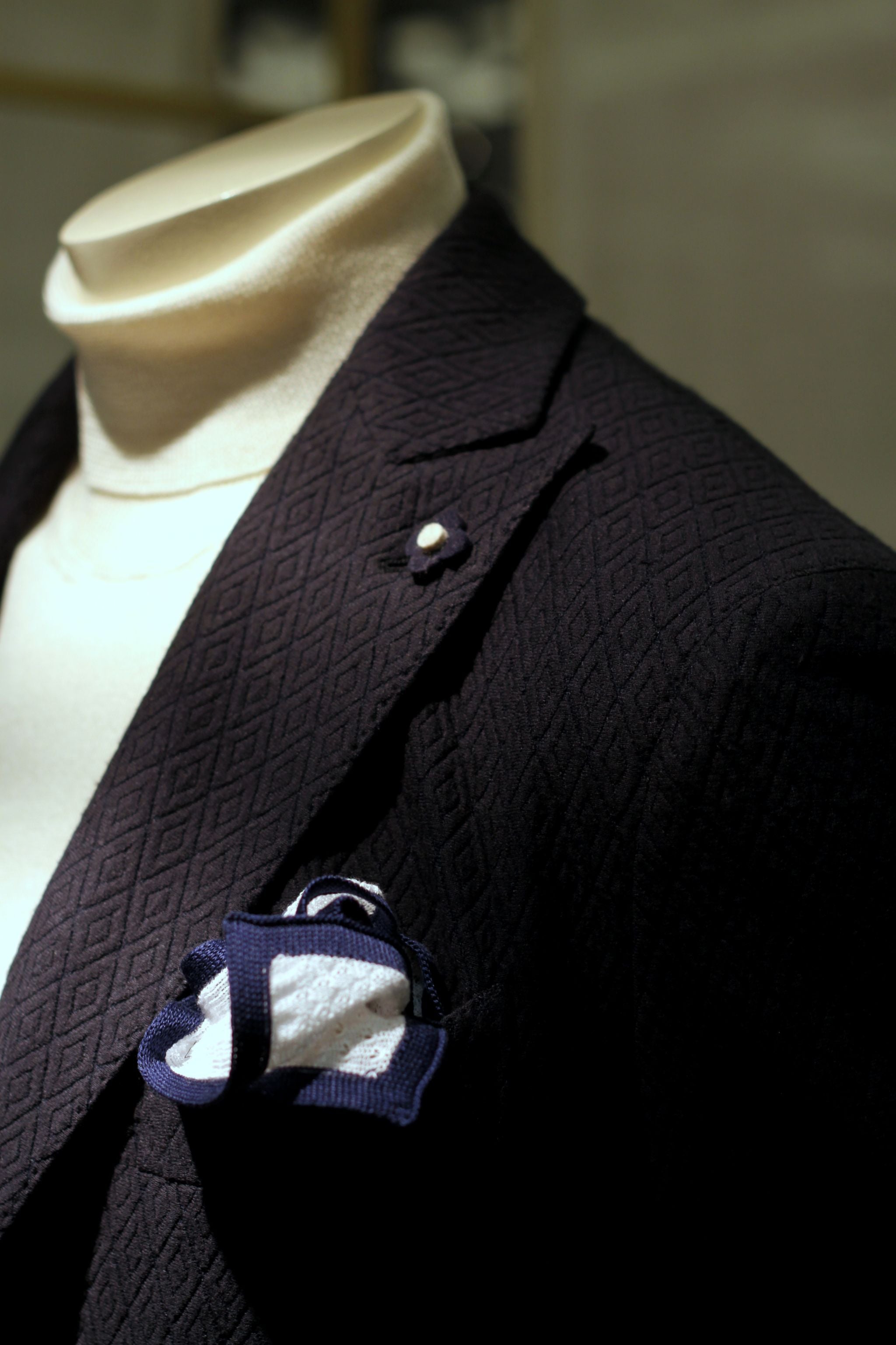 Lardini SS16 - blue blazer with off-white roll neck sweater