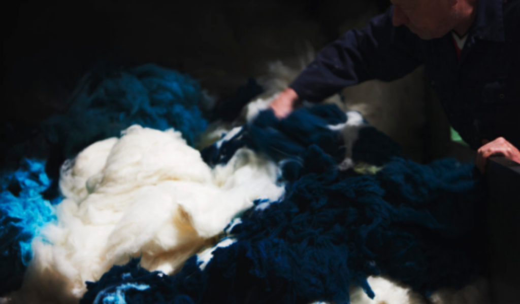 Hand-dyeing cashmere