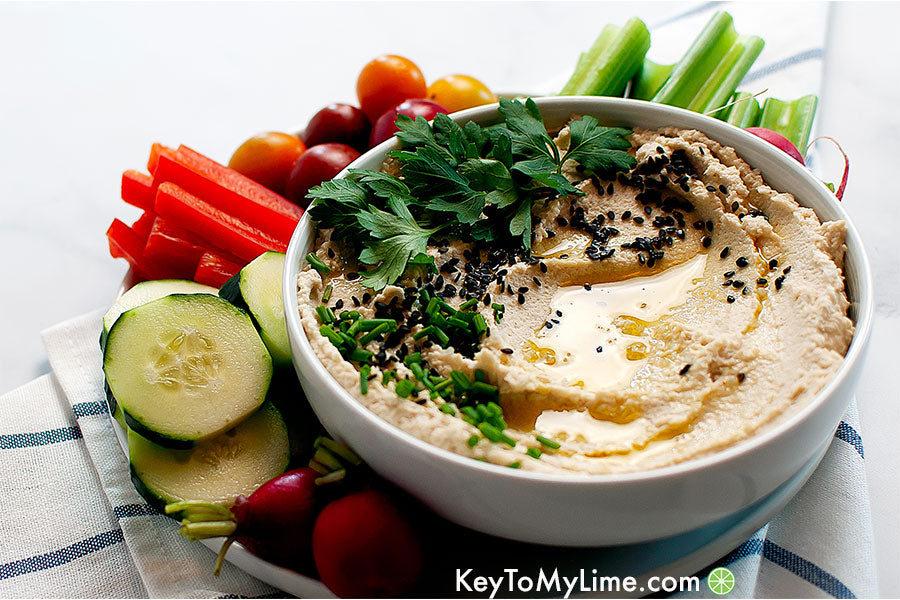 Low fat snacks: Roasted cauliflower hummus