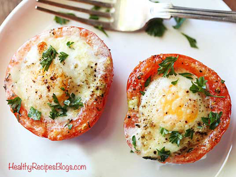 Diabetic breakfast stuffed tomatoes