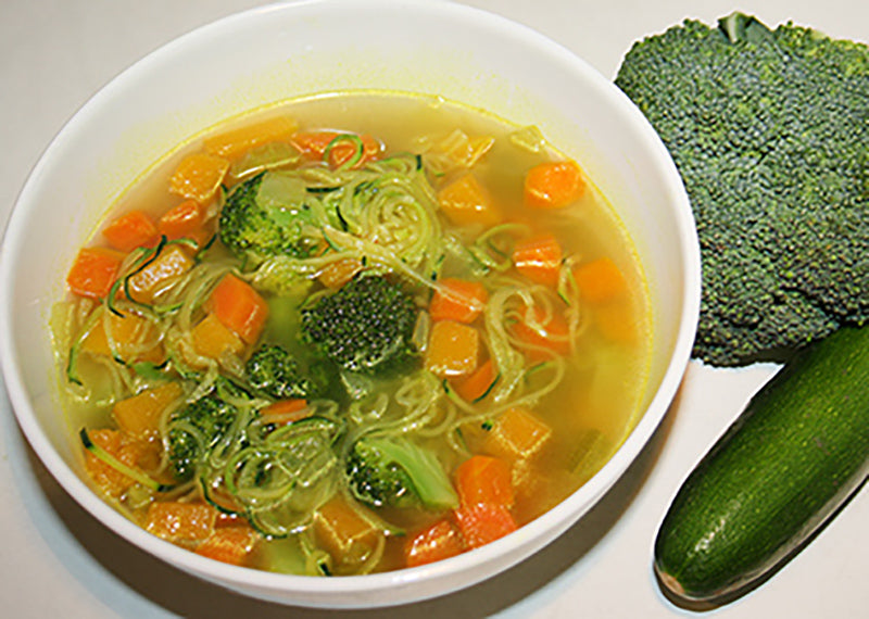 100-calorie meals: zoodle soup