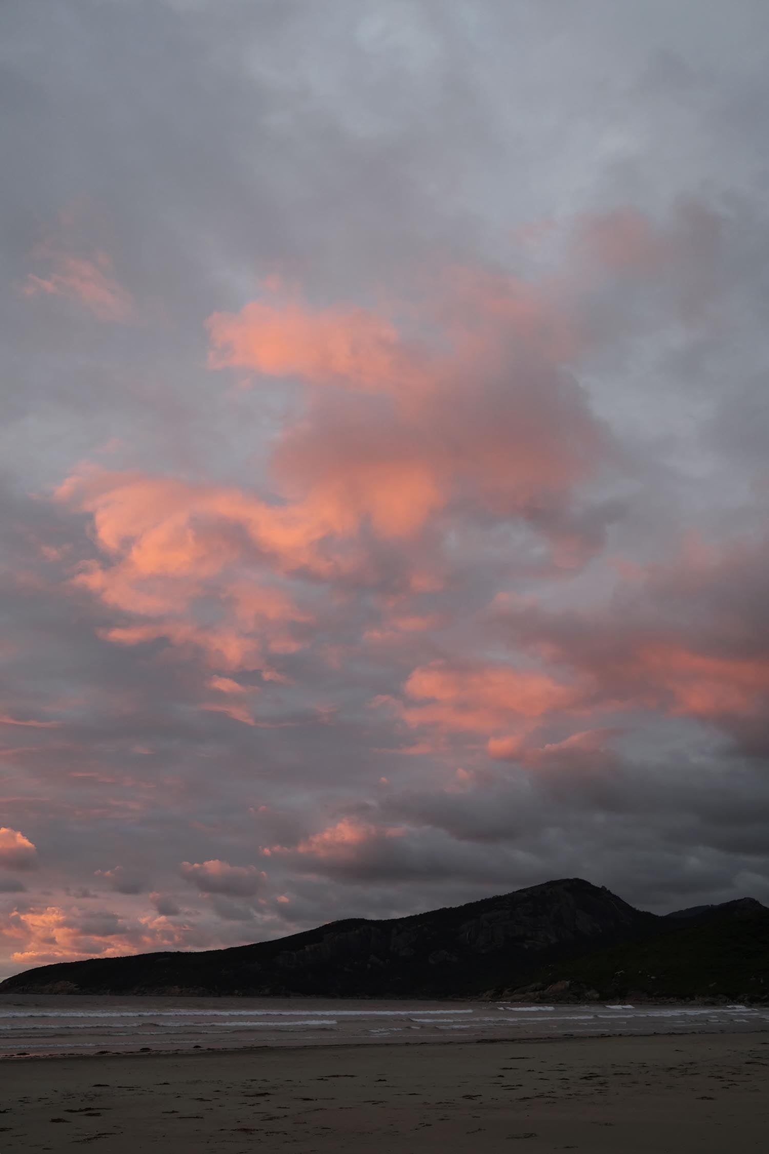 Sunset at Oberon Bay. Mt Oberon in the background.