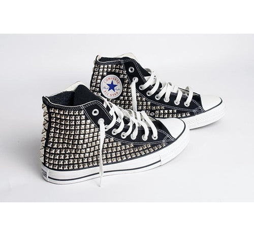 studded converse black