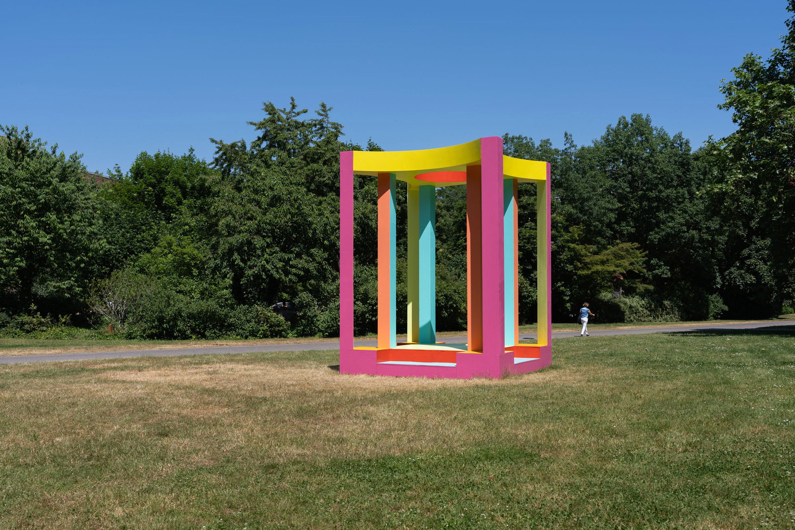 Cassata Pavilion by Adam Nathaniel Furman in Leipzeig, photos by Christian Doeller