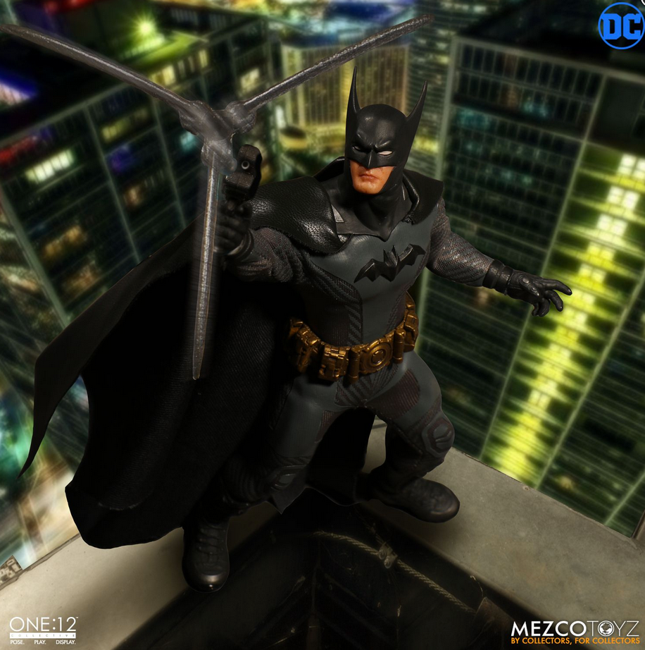 mezco ascending knight