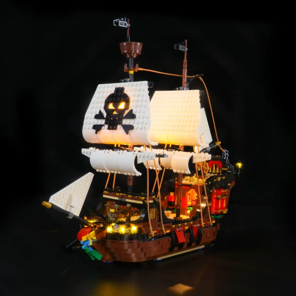 LEGO Creator 31109 Pirate Ship - Lego Speed Build Review 