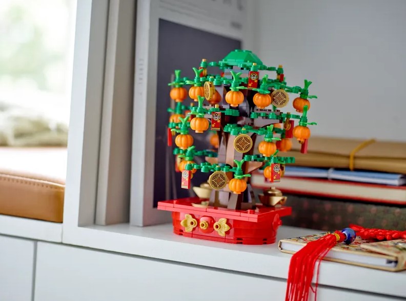 Examen de l'arbre à argent Lego