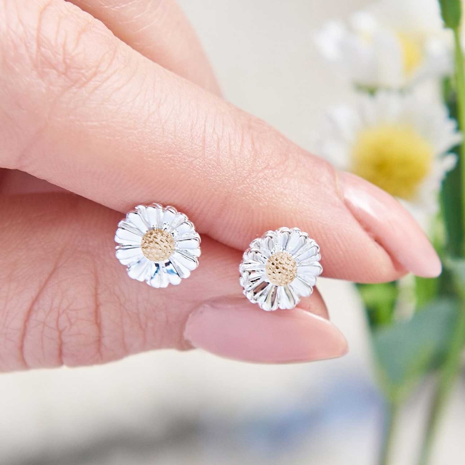 Daisy April Birth Flower Silver & Solid Gold Stud Earrings For Pierced Ears