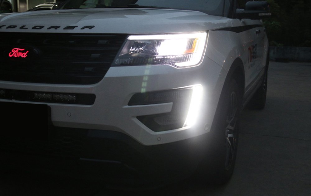 2017 ford explorer sport headlights