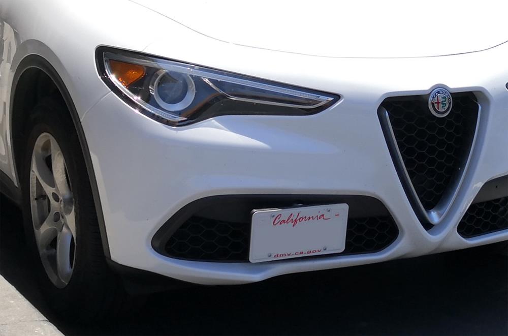 alfa romeo stelvio license plate frame