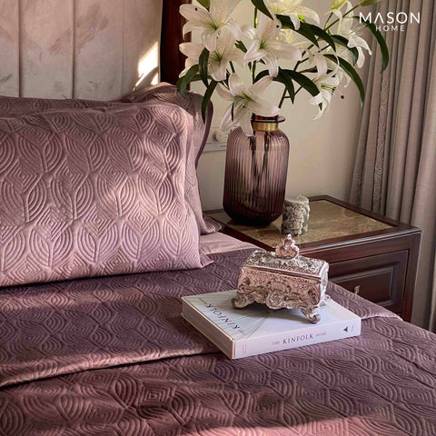 This is a product image of Dolce Lilac Velvet Bedspread on www.masonhome.in