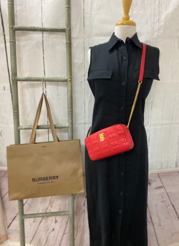 Burberry crossbody with chain 