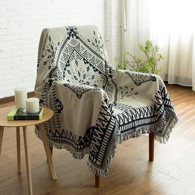 Black / White Knitted Native Ethnic Tapestry Sofa Throw Cover