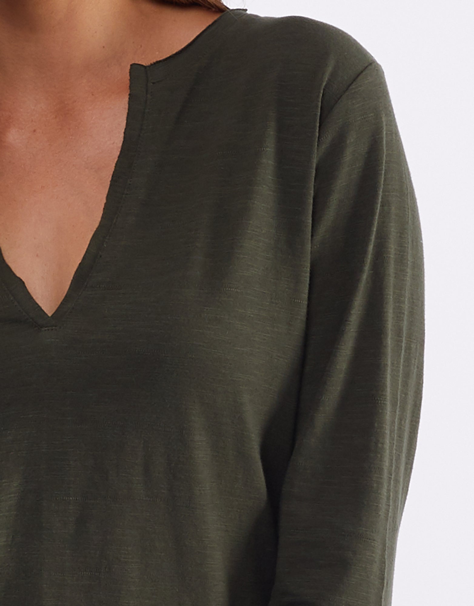 Coles Bay Henley Long Sleeve Tee - Khaki