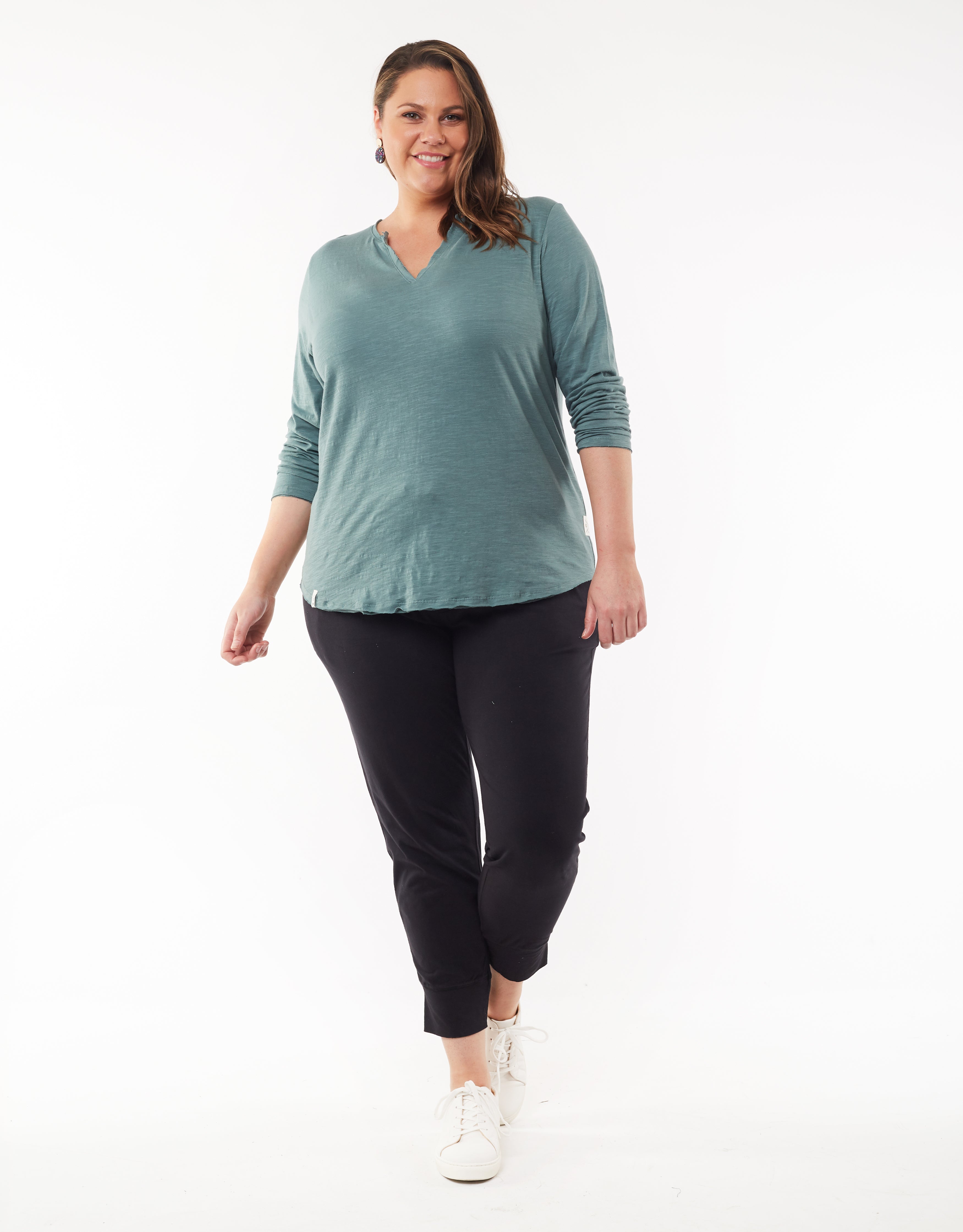 Coles Bay Henley Long Sleeve Tee - Pine Green