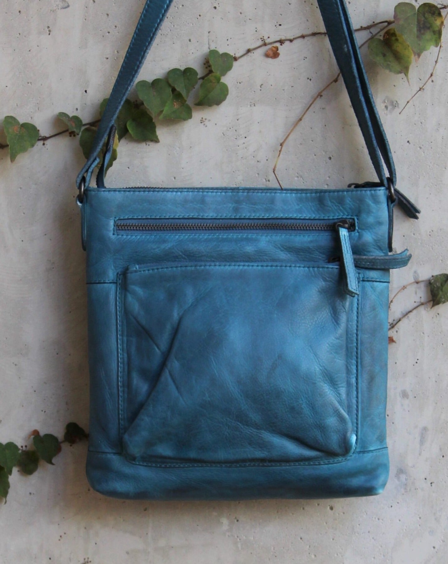 'Alabama' Sling Bag - Leather Bag