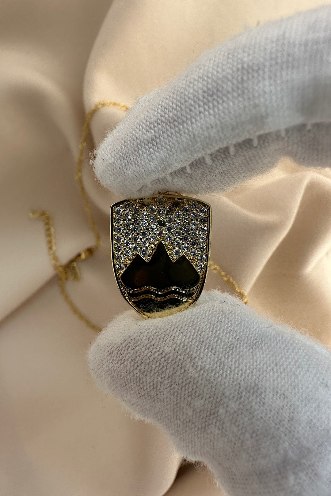 Saudi Arabia Swirl Necklace – cukletta