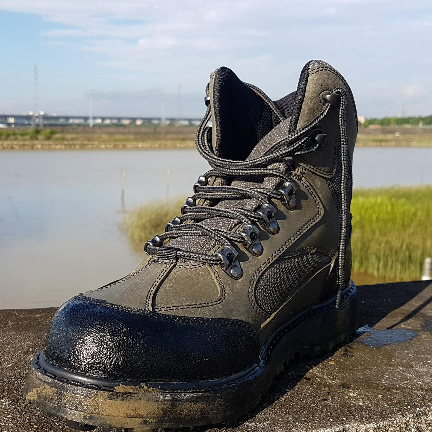 non slip fishing boots