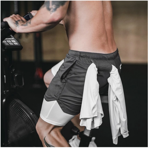 Gym shorts med Compression tights under