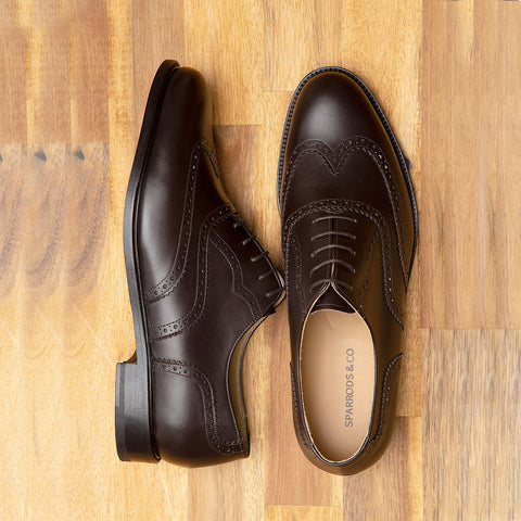 Mens brown brogue shoes. Perfect men dress shoes for work