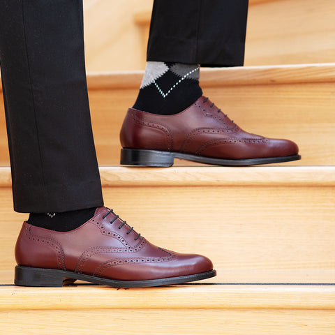 Oxford Brogues Shoes in Burgundy | Sparrods & Co
