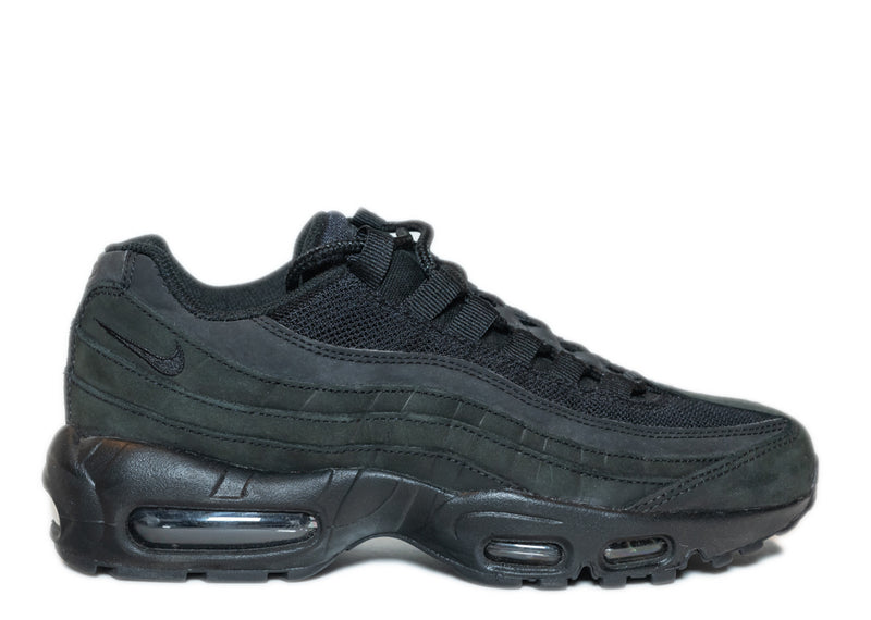 air max 95s triple black