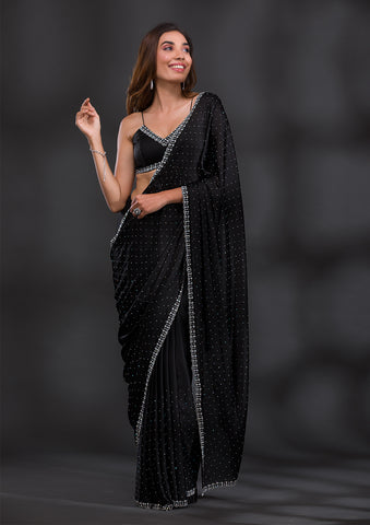 Petite Saree Silhouette - Pre-Order Only