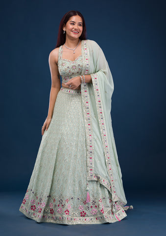 IMROZIA | Pakistani Ladies Designer Dresses buy online | Hoorain.uk |  Pakistani dress design, Buy dresses online, Designer dresses