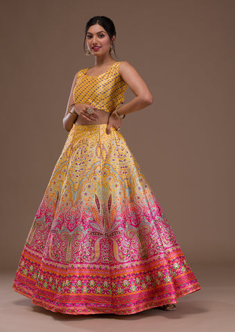 Amazon.com: HALFSAREE STUDIO Gold Banarasi Silk Zari Weaving Pattu Lehenga  Choli : Clothing, Shoes & Jewelry