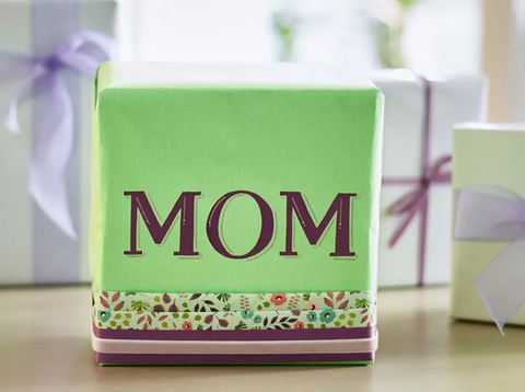 Mom Mother's Day gift wrapping