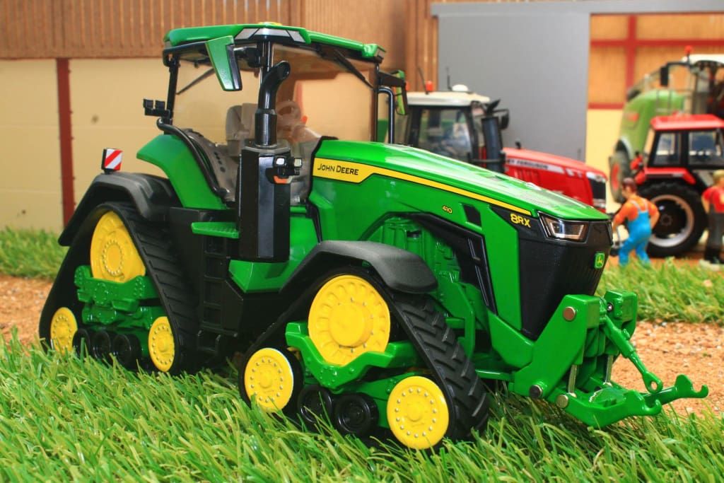 britains john deere tractor