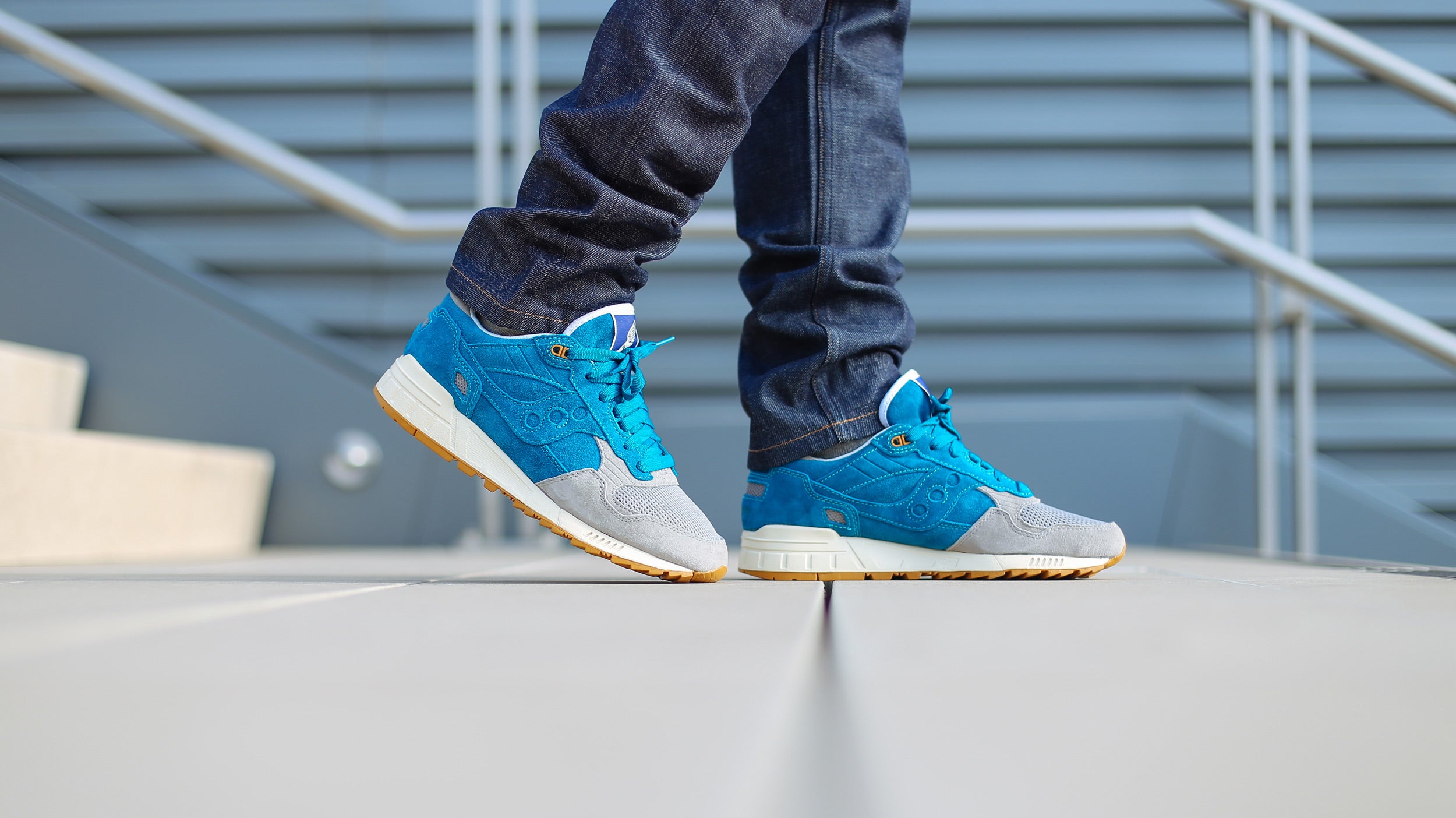 bodega x saucony shadow 5000 red