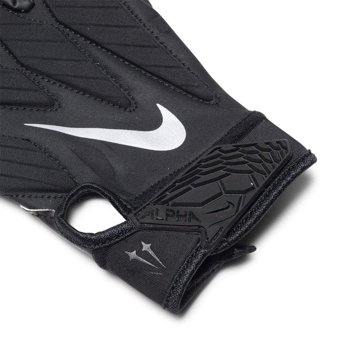 nike superbad 5.0 gloves release date