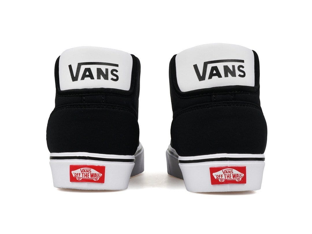 vans vault schoeller