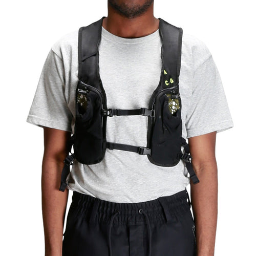 nikelab acg hydration race vest