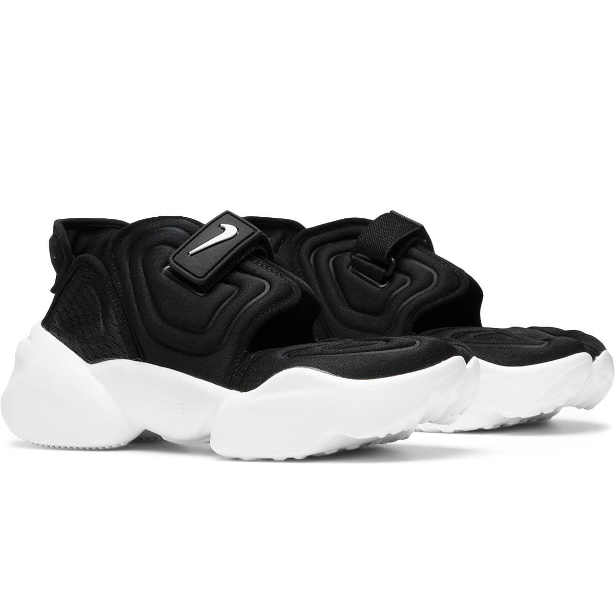 nike aqua rift all black