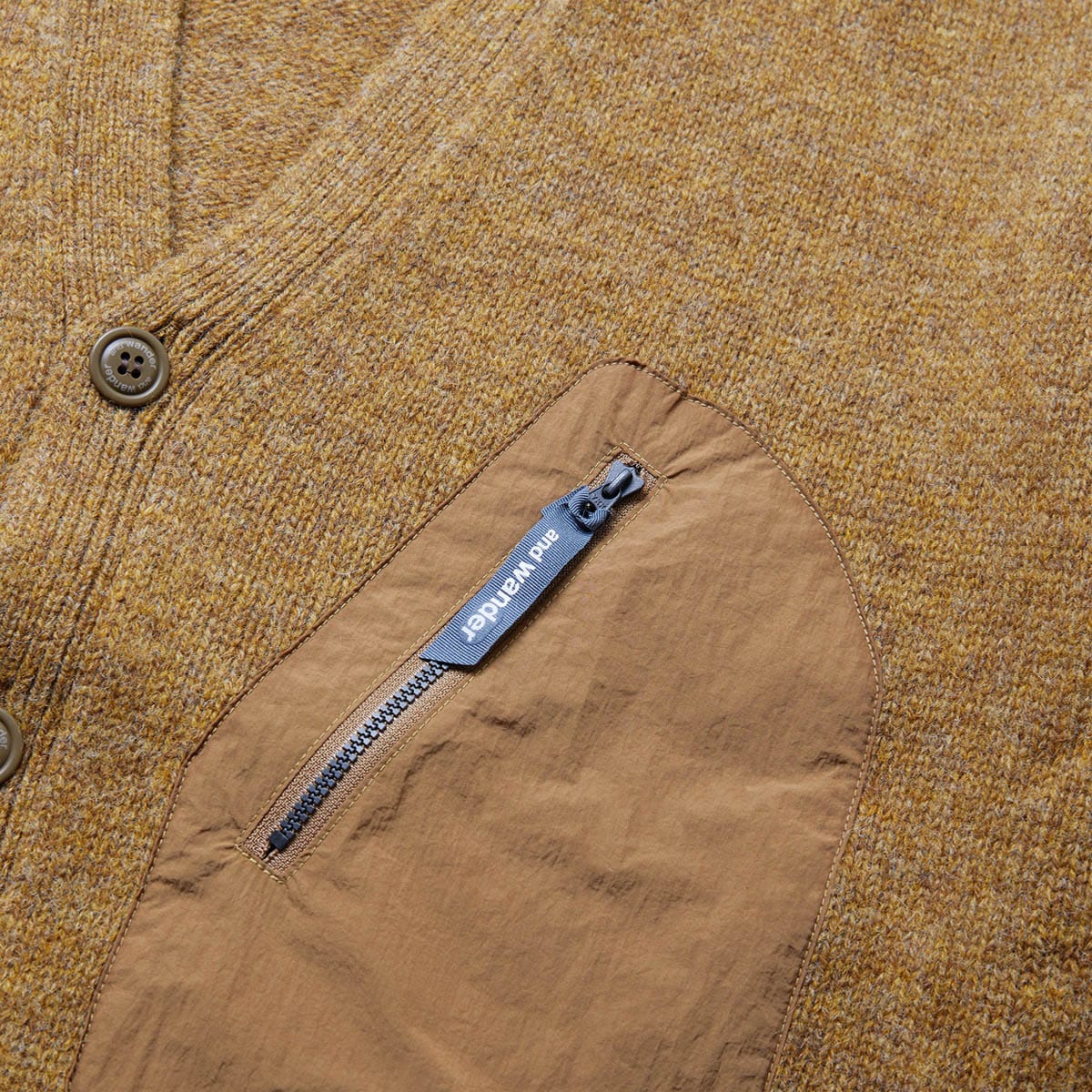 SHETLAND WOOL CARDIGAN CAMEL | Bodega