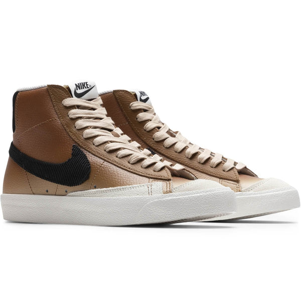 nike blazer mid '77 se ale brown/sail/sanddrift/black