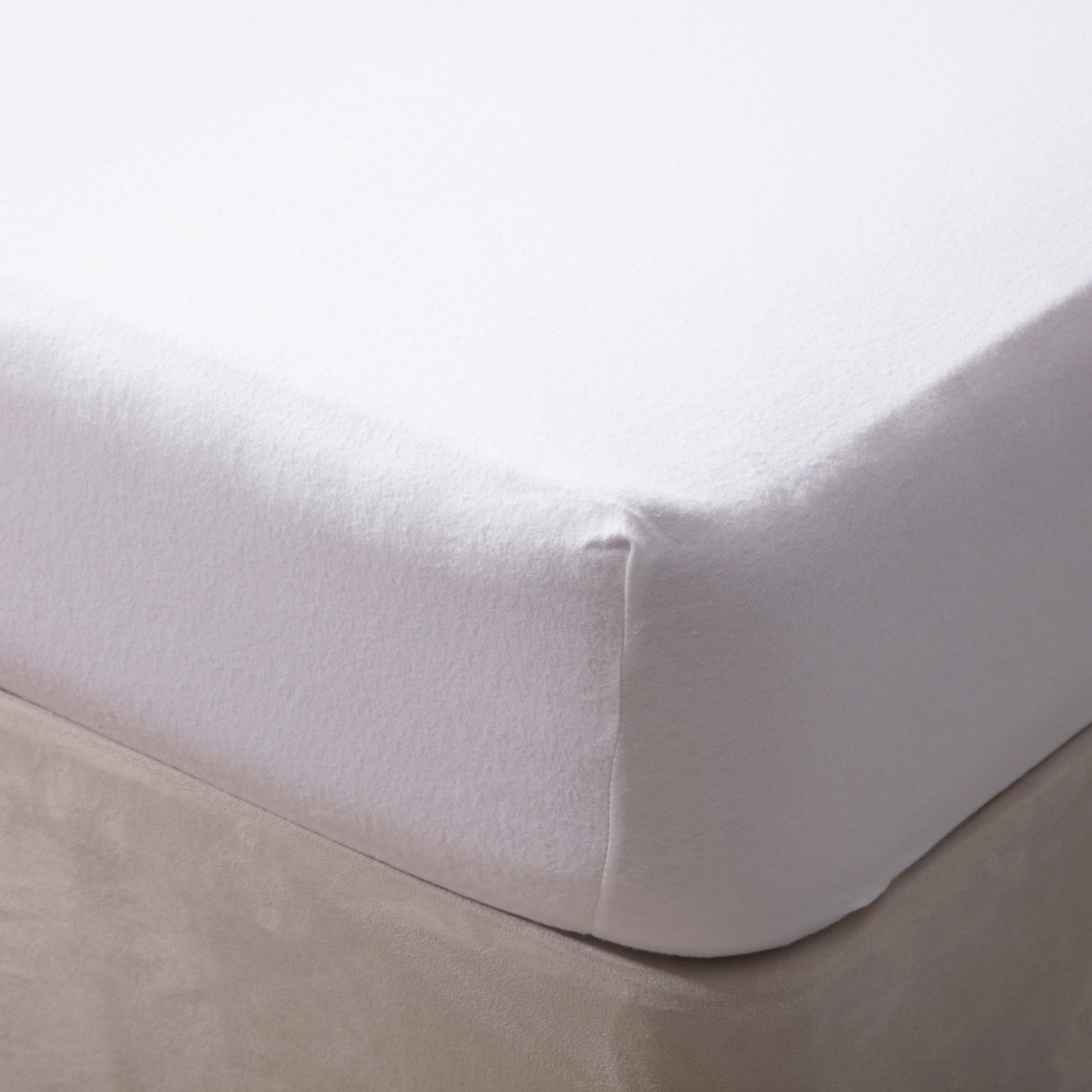 Jersey Cotton Fitted Sheet 38cm Depth Belledorm 5800