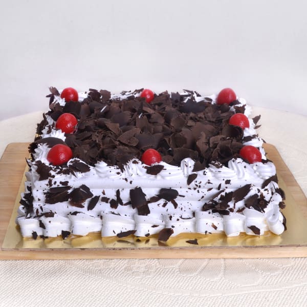 Square Black Forest Cake Sendpyar
