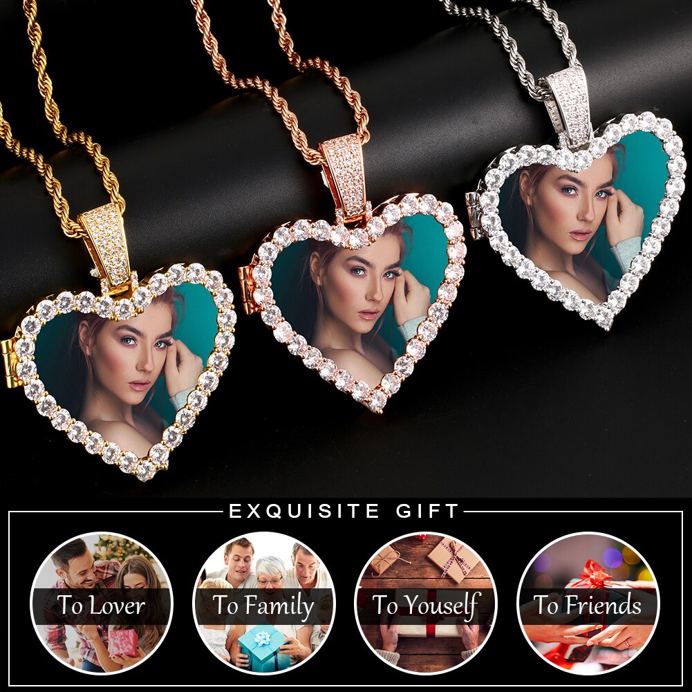 Medallions Pendant Necklace