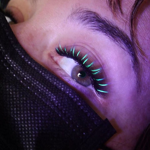 colored lash spikes