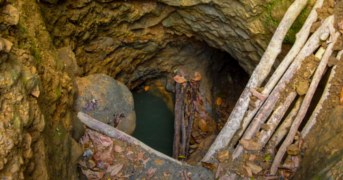 mine of amber in dominican republic