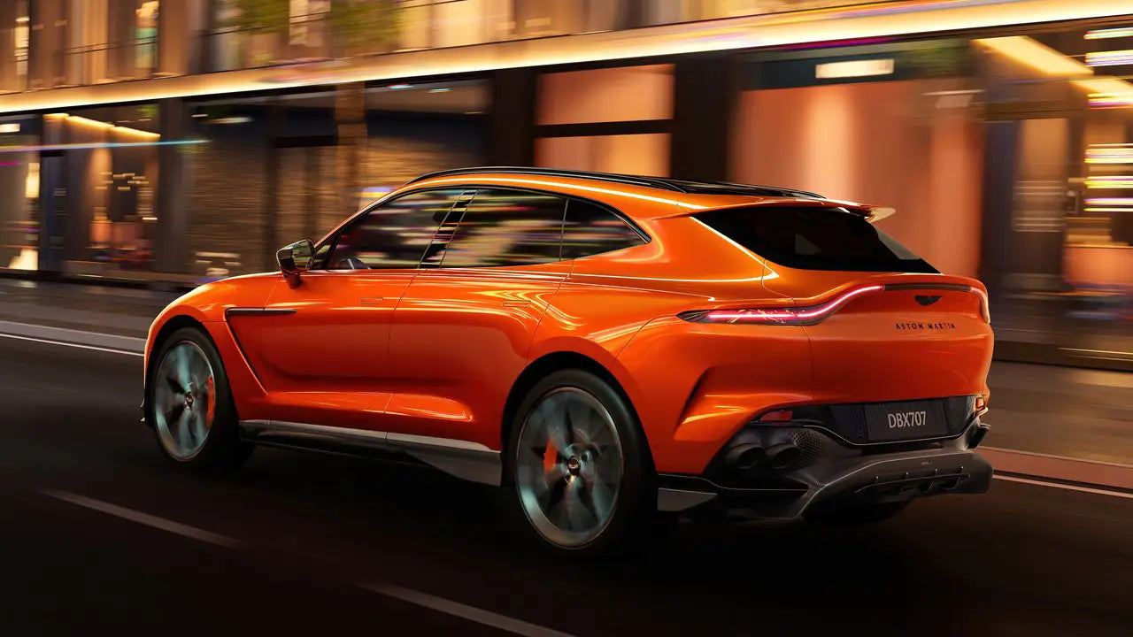 Aston_Martin-DBX707