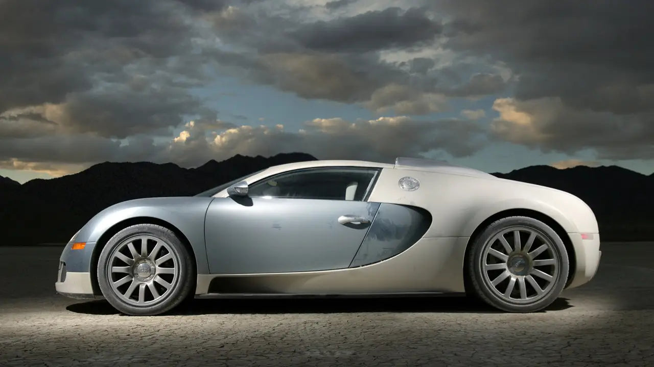 Bugatti-Veyron-2005
